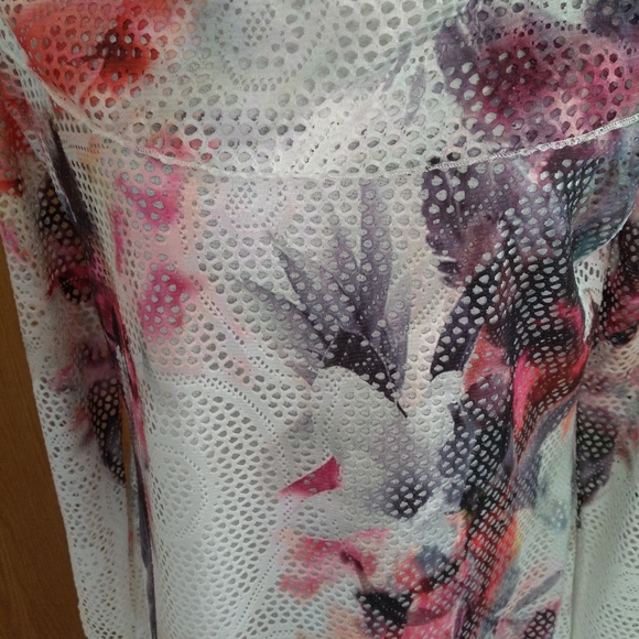 CATIVA Off Shoulder Collar Tunic Top S - Picture 3 of 8